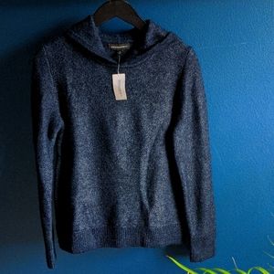 Banana Republic women's knit hoodie merino wool sweater, Navy, size small